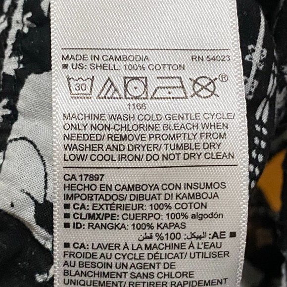 Old Navy Baby Animal Print Two Piece Set Size 12-18 Months (PRE-LOVED) - Picture 7 of 8